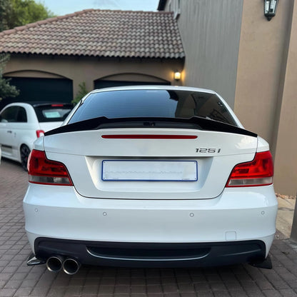 Aleron BMW Serie 1 125 135 E82 estilo M4 Negro Brillante