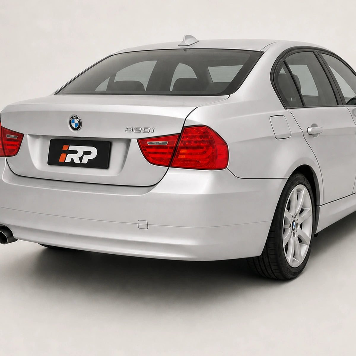 Aleron Estilo M4 para BMW Serie 3 Sedan E90 Negro Brillante. [irp-catalog:aler036-1-c-before.webp:659cd18b5ceacceb]