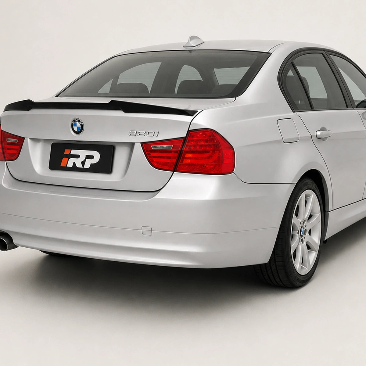 Aleron Estilo M4 para BMW Serie 3 Sedan E90 Negro Brillante. [irp-catalog:aler036-1-c.webp:abe27d92418aae7a]
