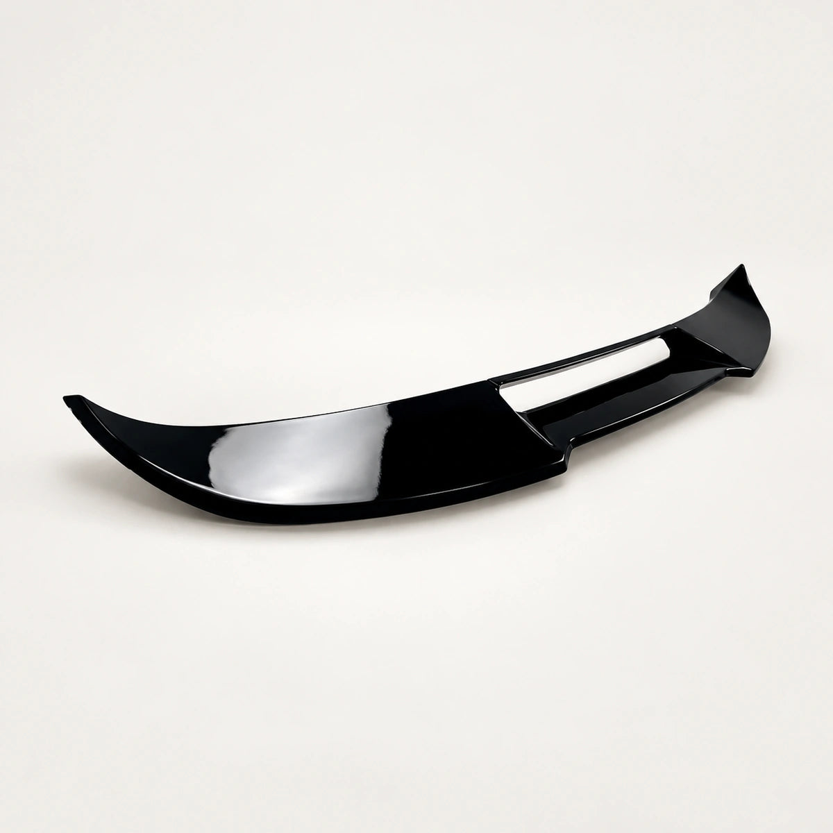 Alerón para Volkswagen Polo 18-25 Estilo Rs Negro Brillante. [IRP-CATALOG:ALER049-GALLERY-1-C-05200b4e35d5310f.webp:05200b4e35d5310f]
