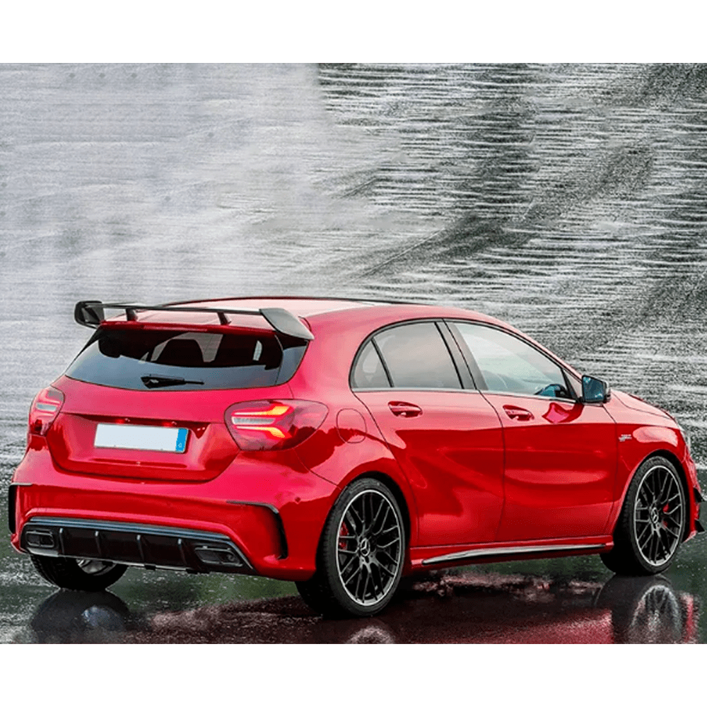 Alerón estilo AMG Mercedes Benz Clase A W176 13-18 Negro Brillante