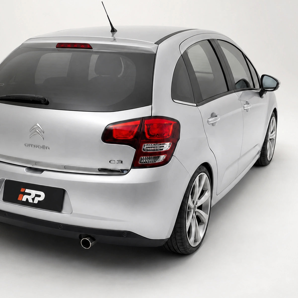 Alerón Universal RS para Hatchbacks y SUVs. [irp-catalog:aler067-1-c-before.webp:6dbc85d2a0ba5d23]
