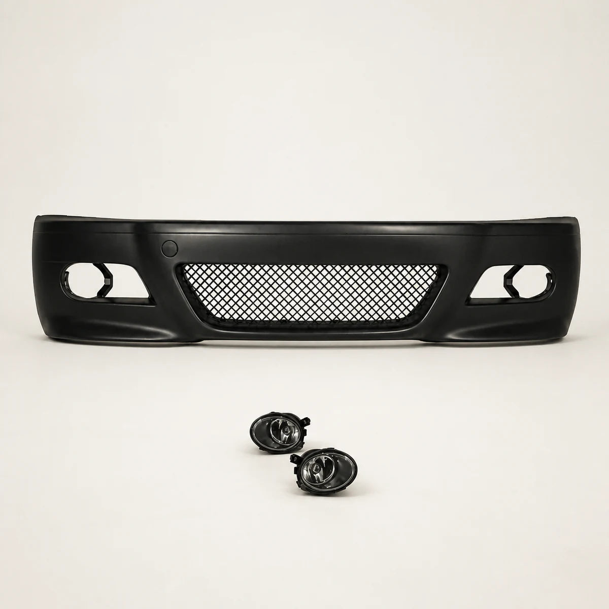 Paragolpe BMW E46 Serie 3 99-06 M3 Plástico con Antinieblas. [irp-catalog:bump004-gallery-1-c.webp:f9e0e3ba2d22caf1]