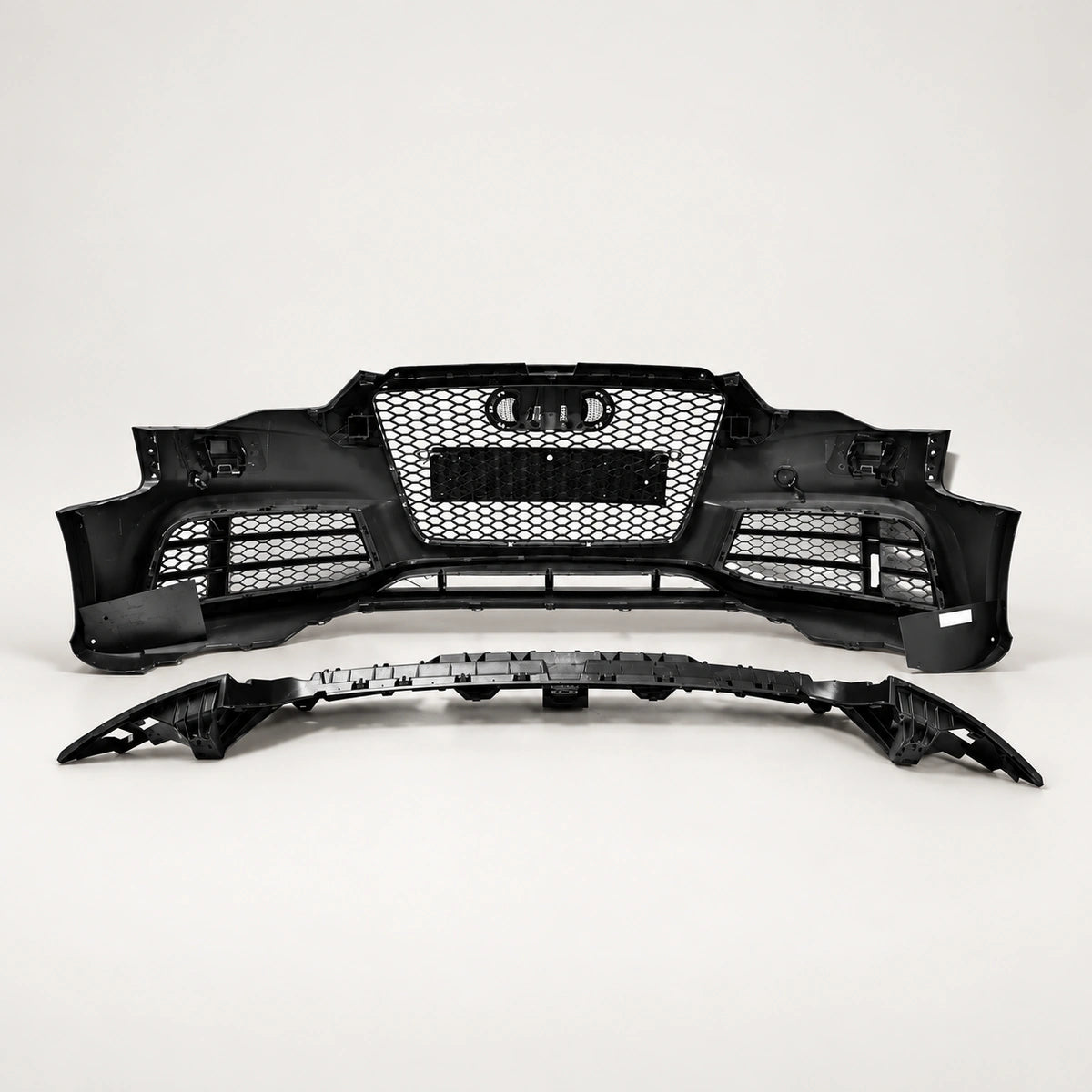 Paragolpe RS5 para Audi A5 13-16 con Parrilla RS Negra Brillante. [IRP-CATALOG:BUMP005-GALLERY-1-C-be6d49a37578d488.webp:be6d49a37578d488]