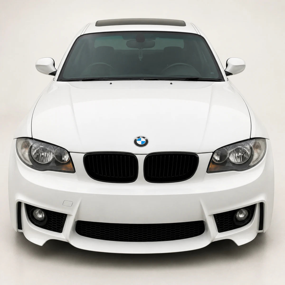 Paragolpe Estilo M1 para Bmw Serie 1 E82 E87. [irp-catalog:bump008-gallery-4-c.webp:5123a89442fe4dc8]