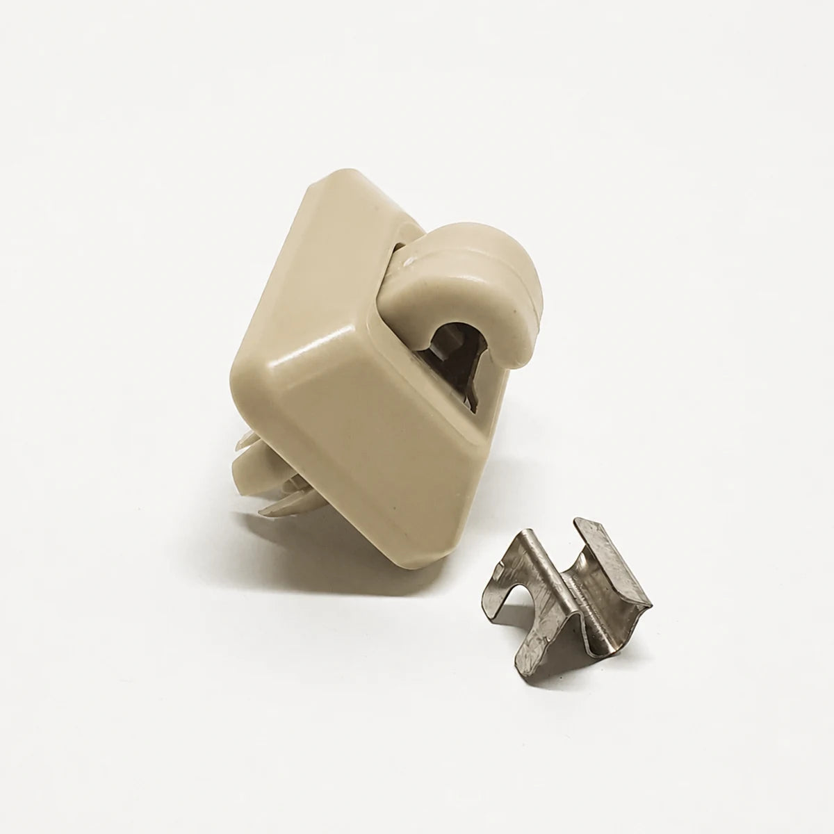 Gancho Clip Parasol Audi A1 A3 A4 A5 Q3 Q5 TT. [irp-catalog:clip001-bei-gallery-3-c.webp:7ecc5bb308a2ea95]