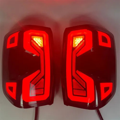 Faros Traseros Full Led Ford Ranger T9 2023 Giro Secuencial Ambos Lados Negro Y Rojo