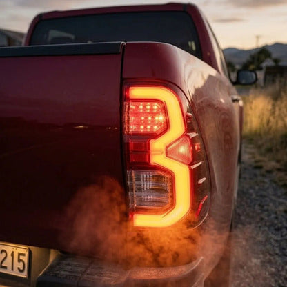 Faros Traseros Para Toyota Hilux 2016 A 2026 Led Gr Ambos Lados Rojo