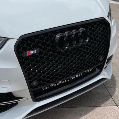 Parrilla Rs3 Para Audi A3 8v 14-16 Negra Y Quattro Debajo