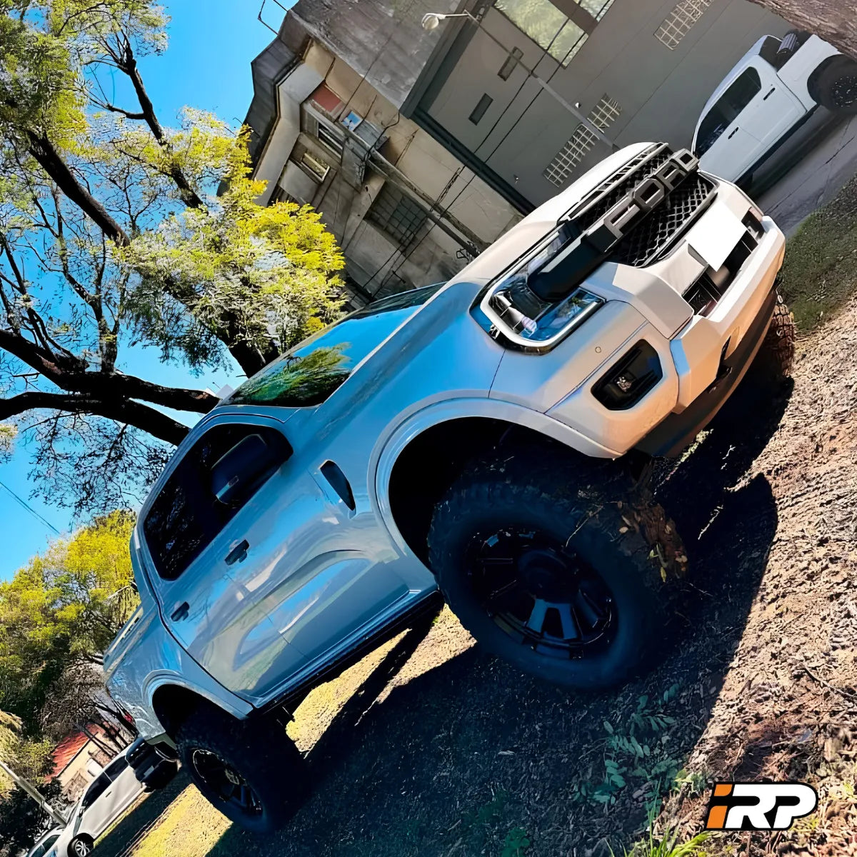 Parrilla Tipo Raptor para Ford Ranger T9 XLT 23-25 Con Led