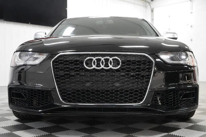 Parrilla estilo RS4 para Audi A4/S4 13-16 Negra con borde cromado.