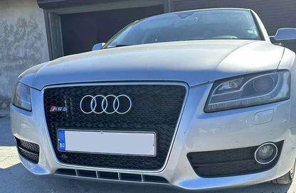 Parrilla estilo RS5 para Audi A5 08-11 con Borde Cromado.
