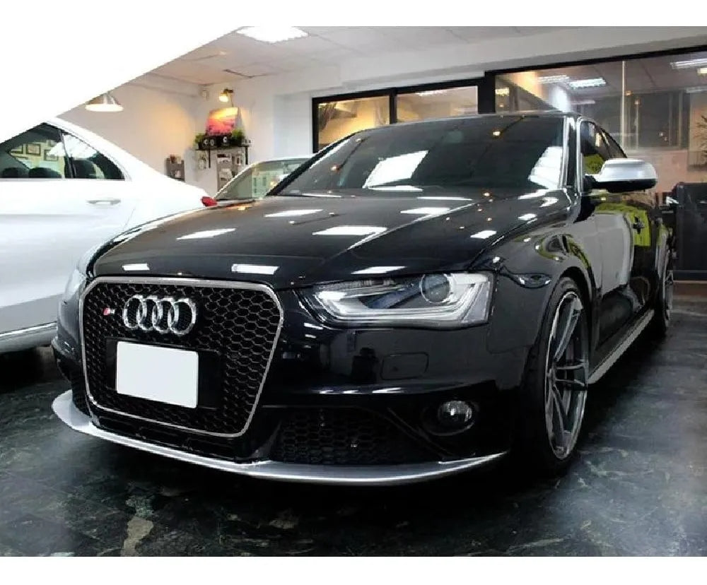 Parrilla estilo RS4 para Audi A4/S4 13-16 Negra con borde cromado.