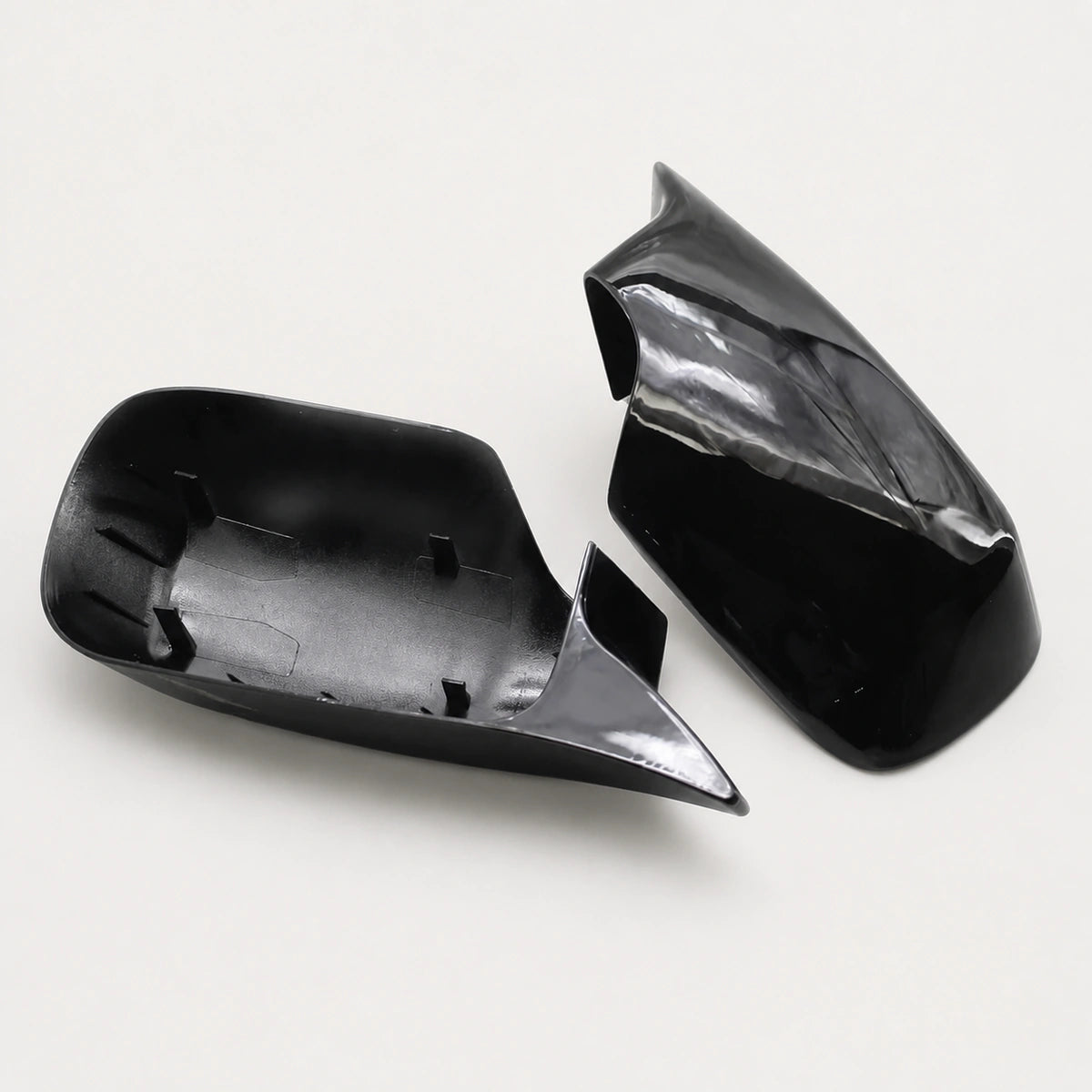 Cachas de espejo estilo M BMW Serie 3 E46 y Serie 5 E39 Negro Brillante. [IRP-CATALOG:ESPE004-GALLERY-2-C-c79c109890e30866.webp:c79c109890e30866]