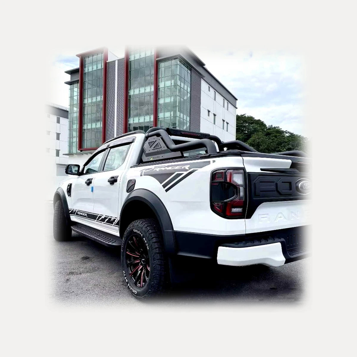Ensanches Fenders Ford Ranger 2023+ Estilo Raptor. [IRP-CATALOG:FEND003-GALLERY-3-C.webp:a3dab182eadf092a]