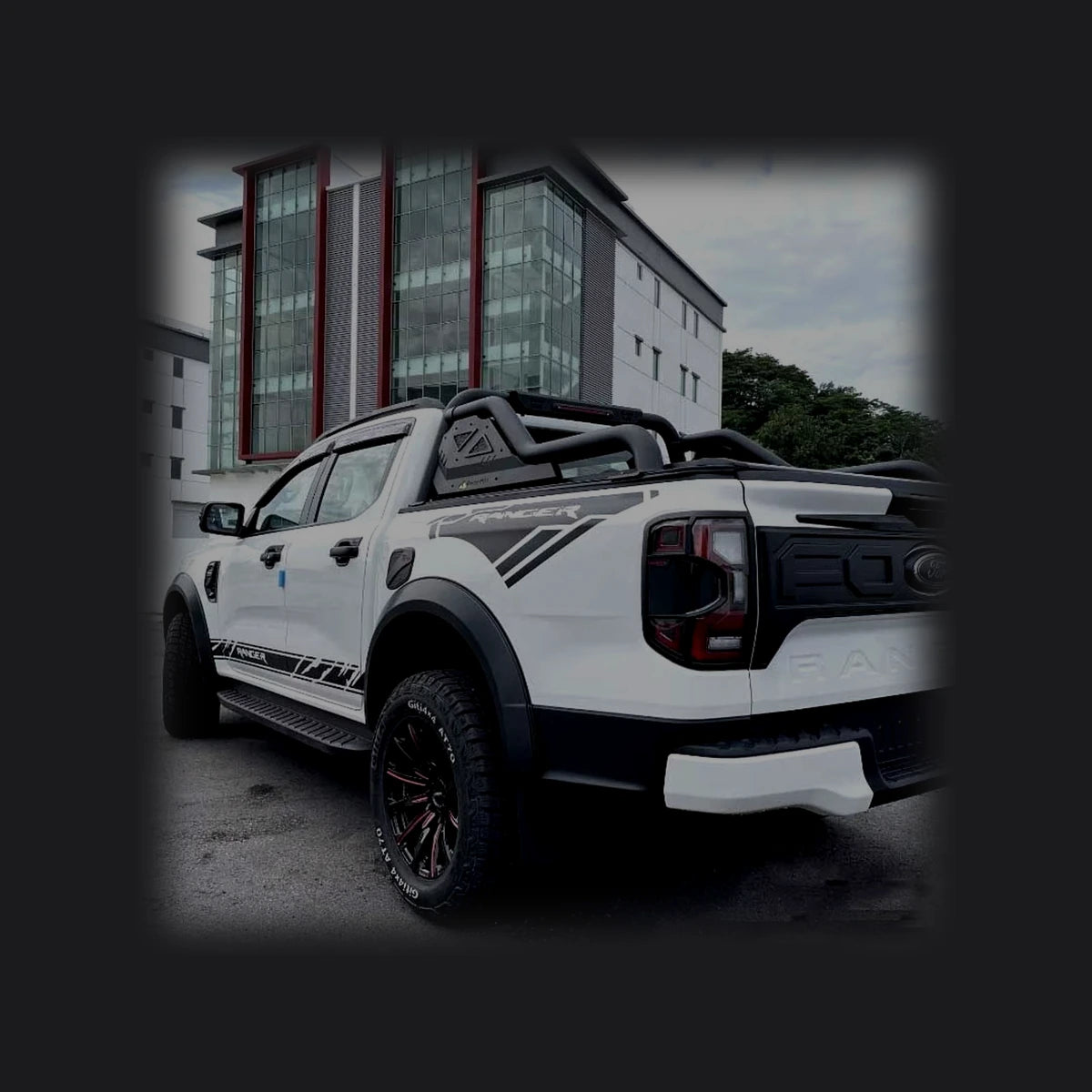 Ensanches Fenders Ford Ranger 2023+ Estilo Raptor. [IRP-CATALOG:FEND003-GALLERY-3-O.webp:7b59911968447c70]