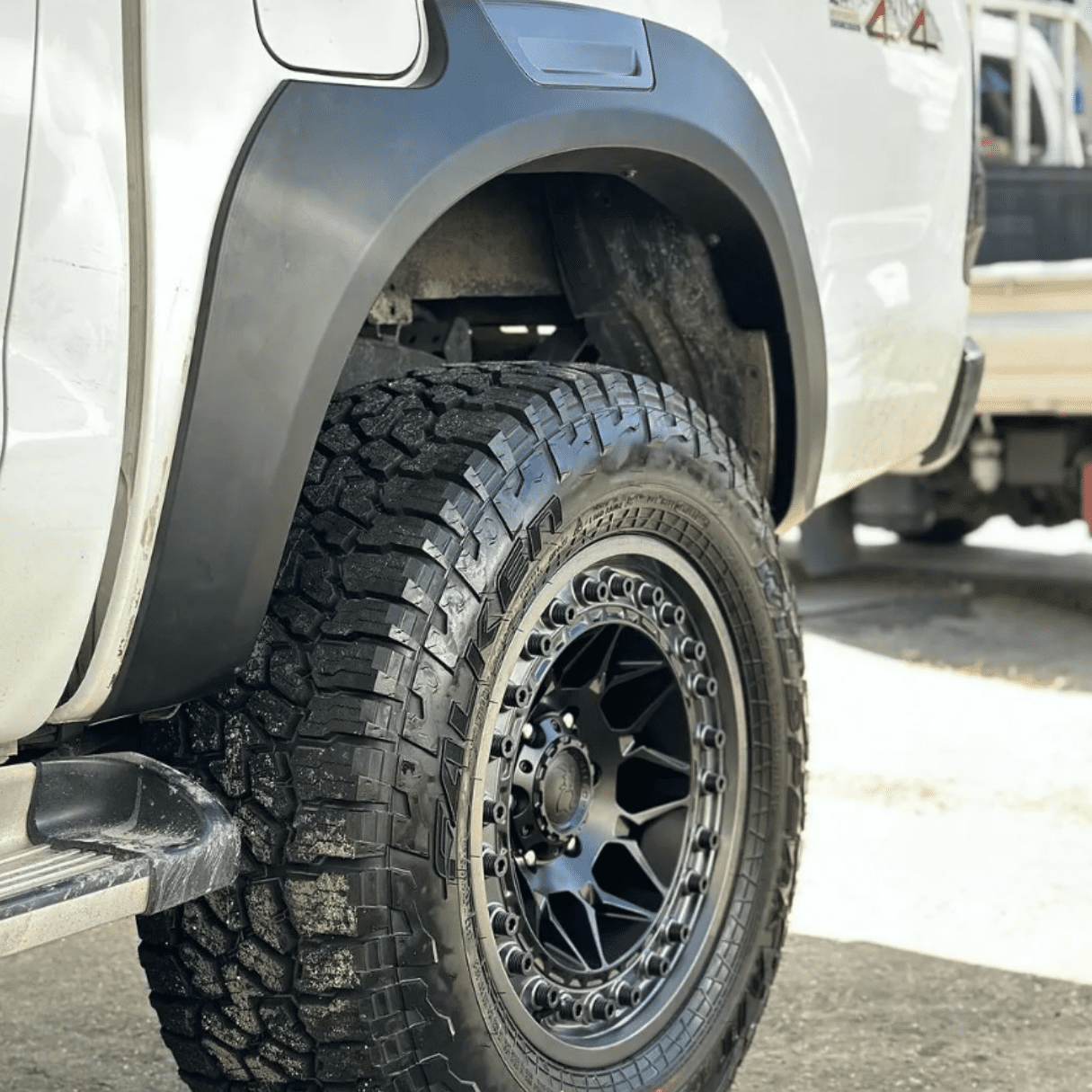 Ensanches Fenders X 4 para Toyota Hilux 2015-2022