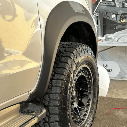Ensanches Fenders X 4 para Toyota Hilux 2015-2022
