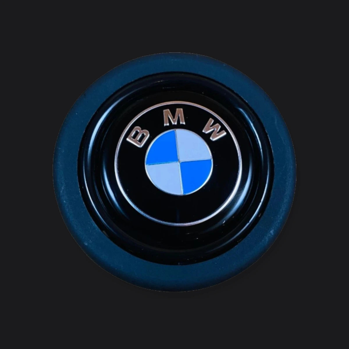 Pulsador de Bocina logo BMW para Volante Deportivo tipo Nardi Omp Momo Gp Race. [IRP-CATALOG:HORN001-BM-GALLERY-1-O.webp:a6728b8de9c973a6]