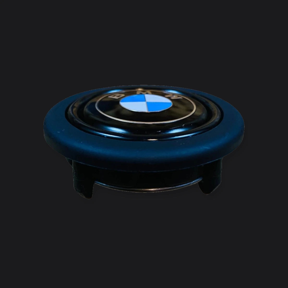 Pulsador de Bocina logo BMW para Volante Deportivo tipo Nardi Omp Momo Gp Race. [IRP-CATALOG:HORN001-BM-GALLERY-2-O.webp:4eaca492bdc17c59]