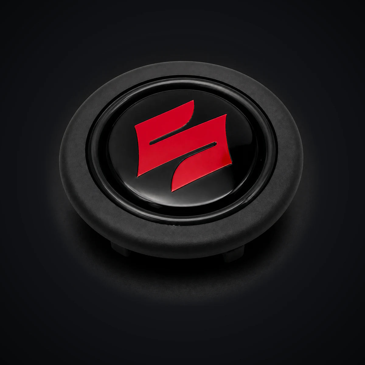Pulsador de Bocina logo Suzuki para Volante Deportivo tipo Nardi Omp Momo Gp Race. [IRP-CATALOG:HORN001-SUZ-1-O.webp:4125b4d598020668]