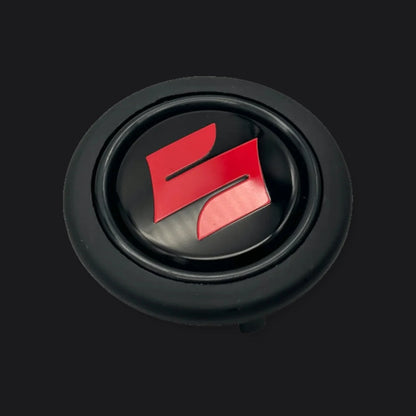 Pulsador de Bocina logo Suzuki para Volante Deportivo tipo Nardi Omp Momo Gp Race. [IRP-CATALOG:HORN001-SUZ-GALLERY-1-O.webp:09e5af6b214776f8]