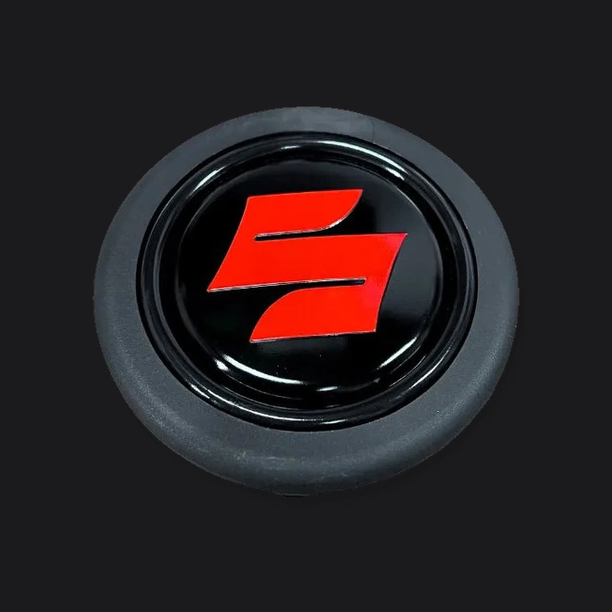 Pulsador de Bocina logo Suzuki para Volante Deportivo tipo Nardi Omp Momo Gp Race. [IRP-CATALOG:HORN001-SUZ-GALLERY-2-O.webp:3911c211d8f825f1]