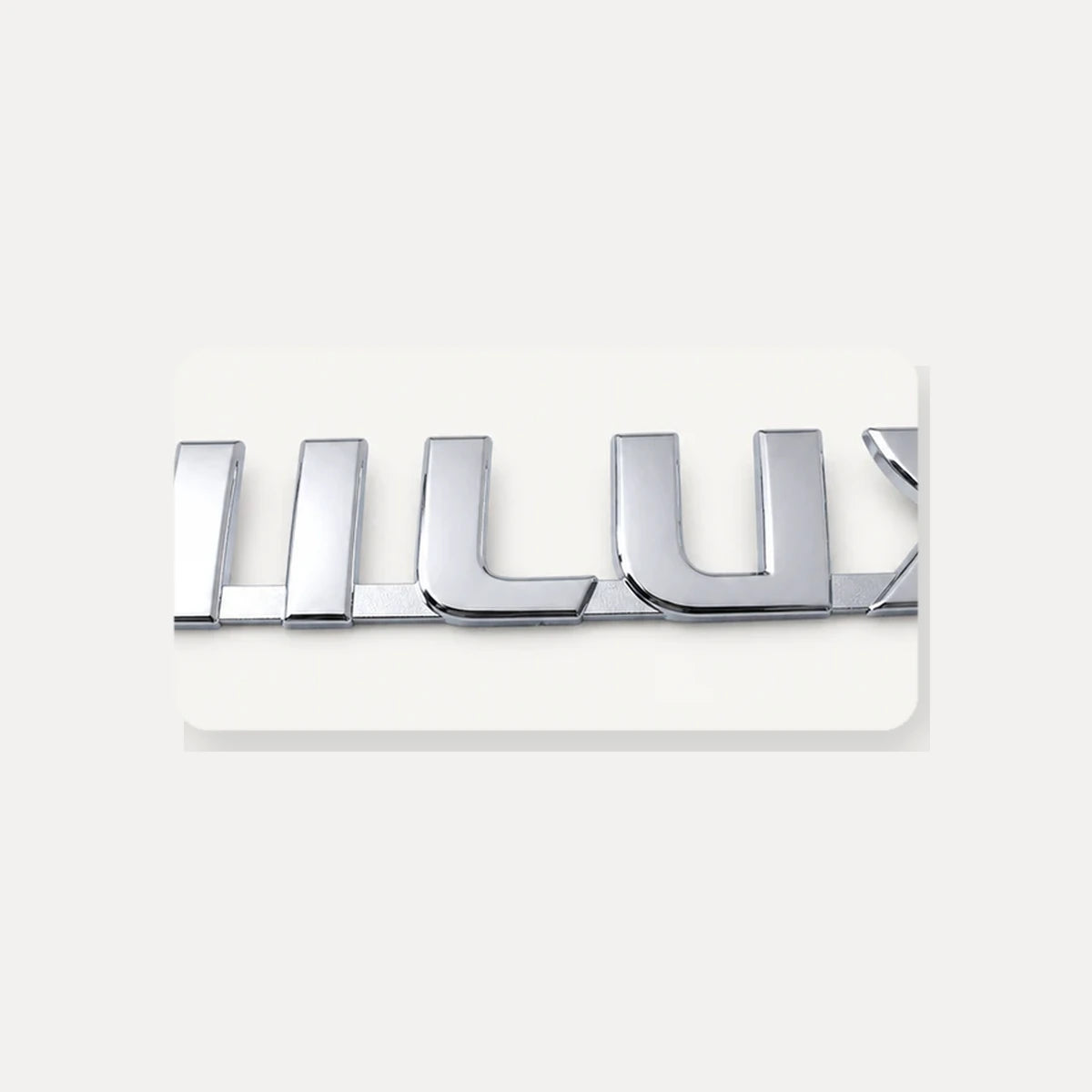 Emblema Toyota Hilux 19x3.3cm. [IRP-CATALOG:INSI006-GALLERY-4-C.webp:7763b4c030373958]