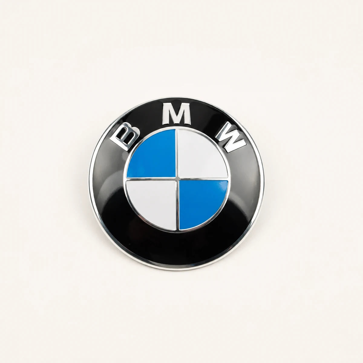Emblema BMW Original Autoadhesiva 73mm. [irp-catalog:insi007-73mm-gallery-1-c.webp:a84262fa473c003a]