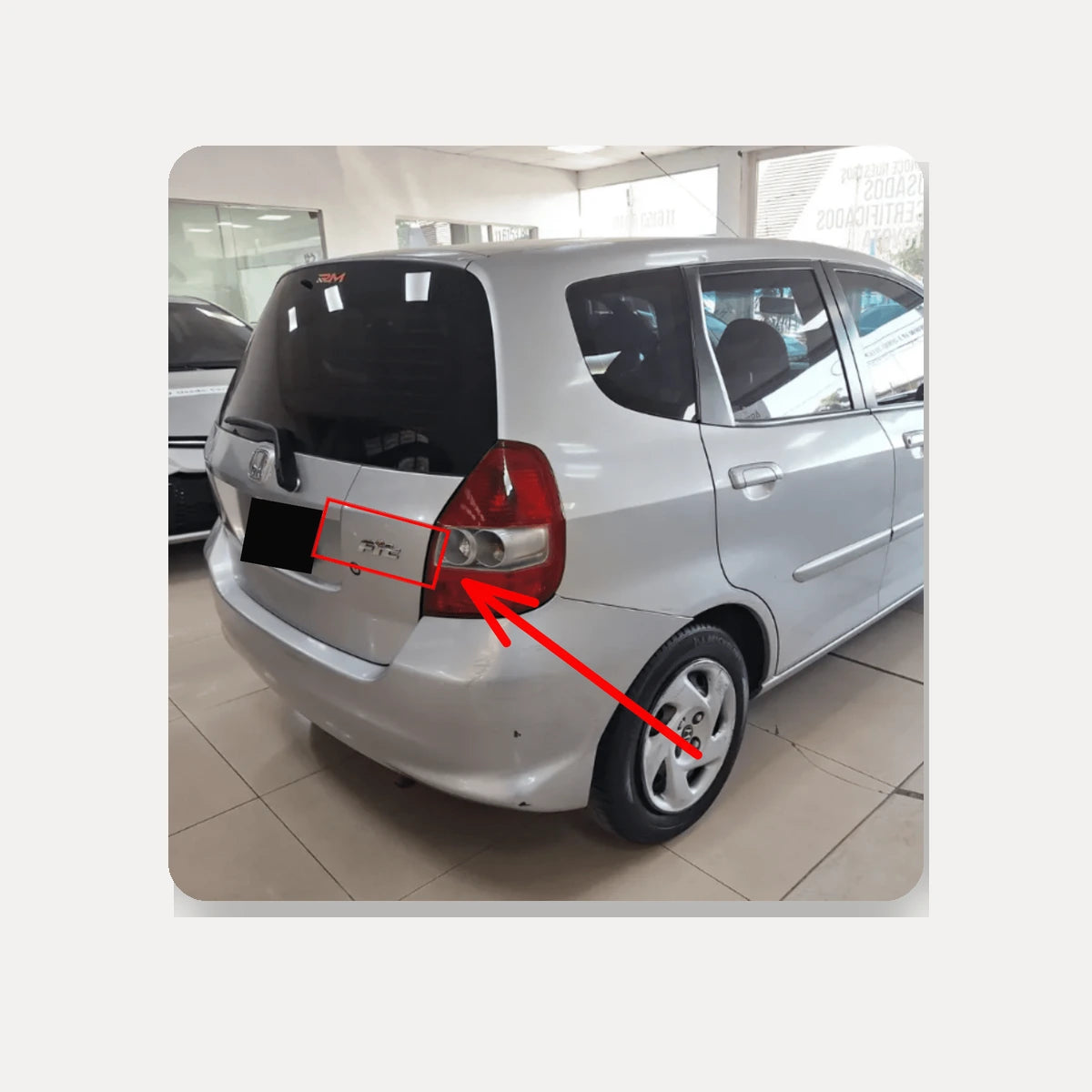 Insignia Baúl para Honda Fit 03-07 Trasera Logo Emblema. [IRP-CATALOG:INSI018-OEM-GALLERY-3-C.webp:81e570fd3959d907]