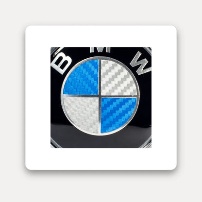 Emblema BMW Capot/Baúl 82-73mm E36/E46/E92/E90 Fibra Carbono. [IRP-CATALOG:INSI025-73MM-GALLERY-4-C.webp:5d250d6a9c457a6d]