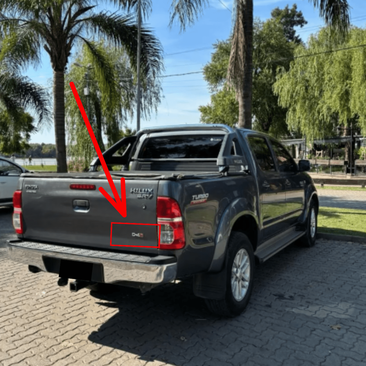 Emblema D-4d Hilux Autoadhesivo Trasero