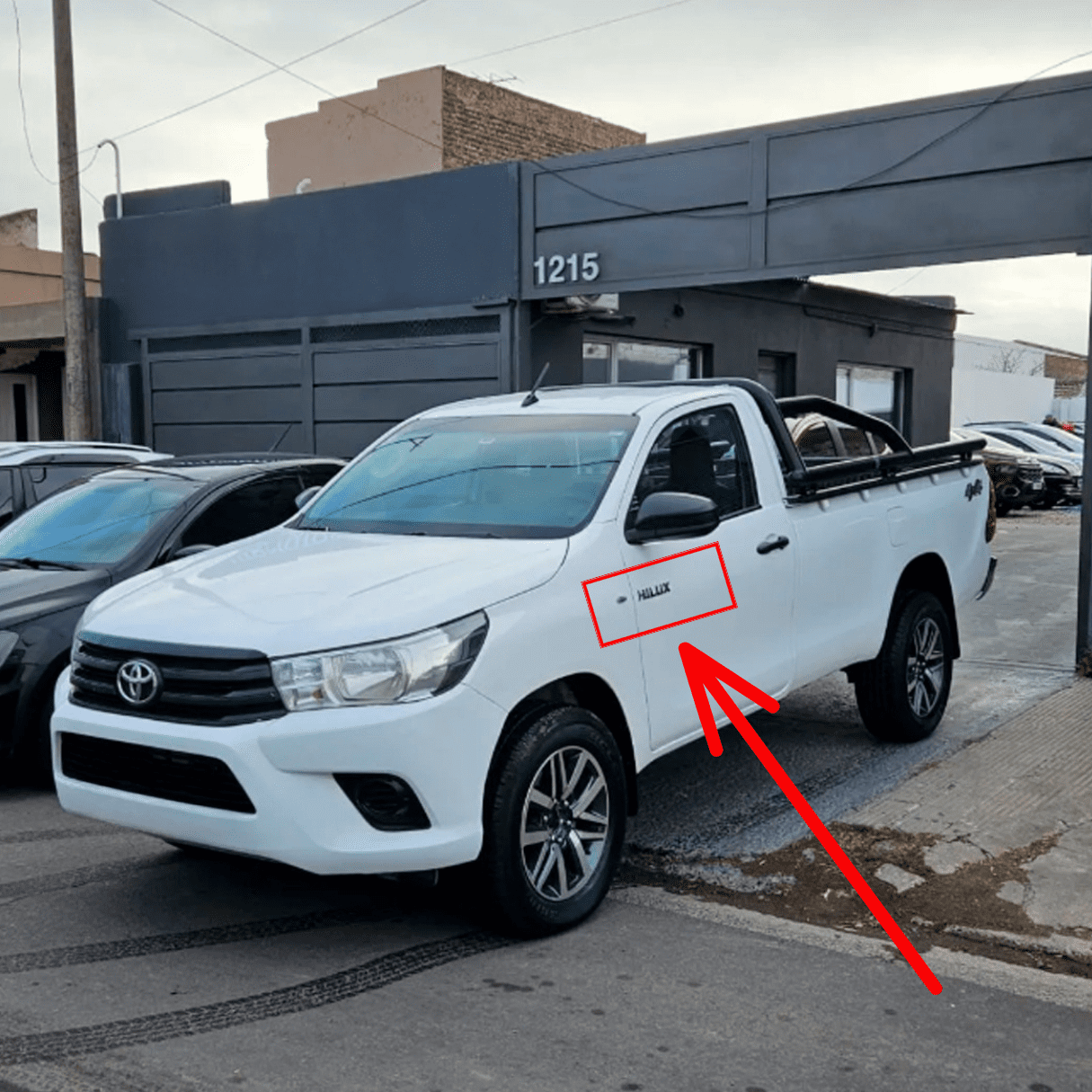 Emblema Toyota Hilux Linea Nueva 2016-2025