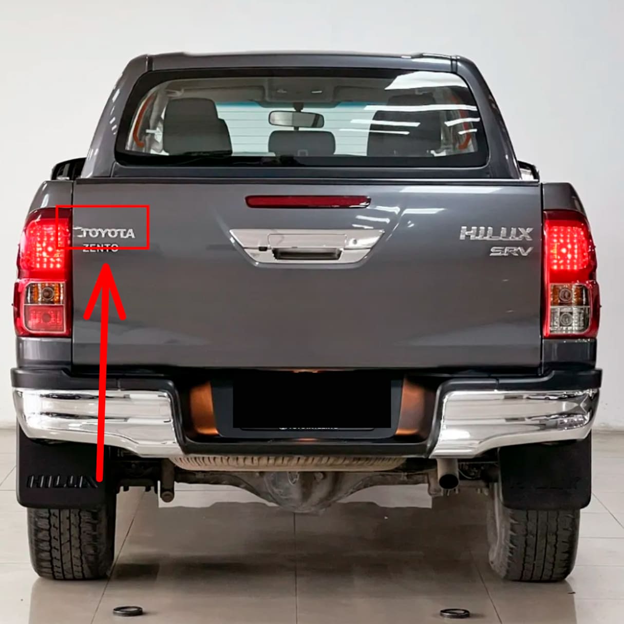 Emblema de Toyota Hilux palabra TOYOTA Cromado 150X28mm