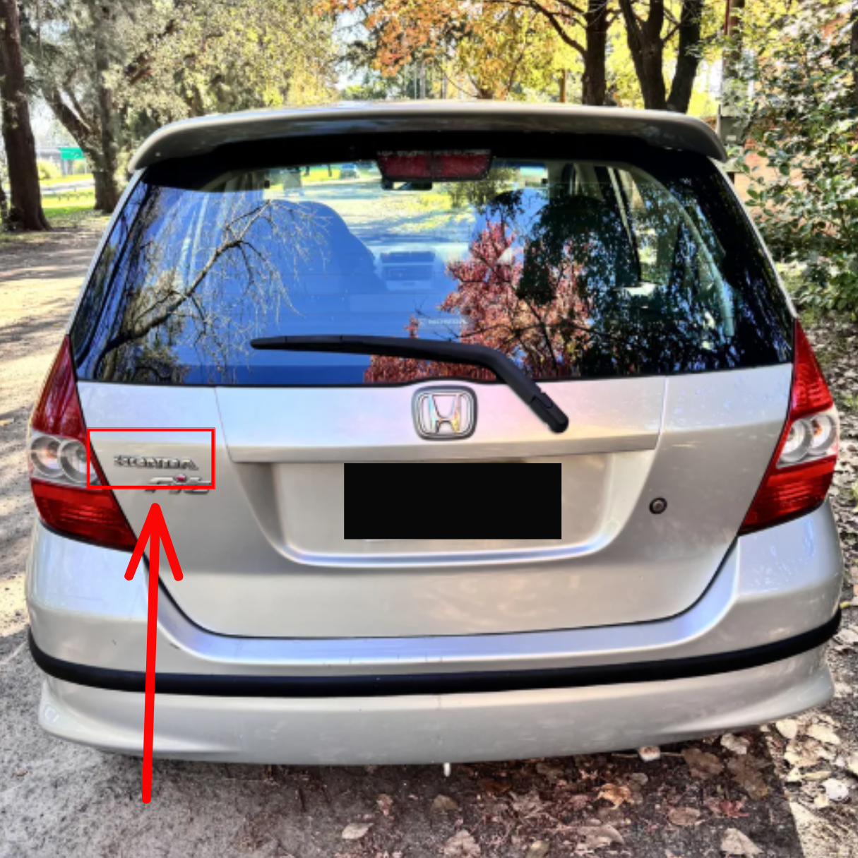 Emblema Insignia "Honda" Palabra