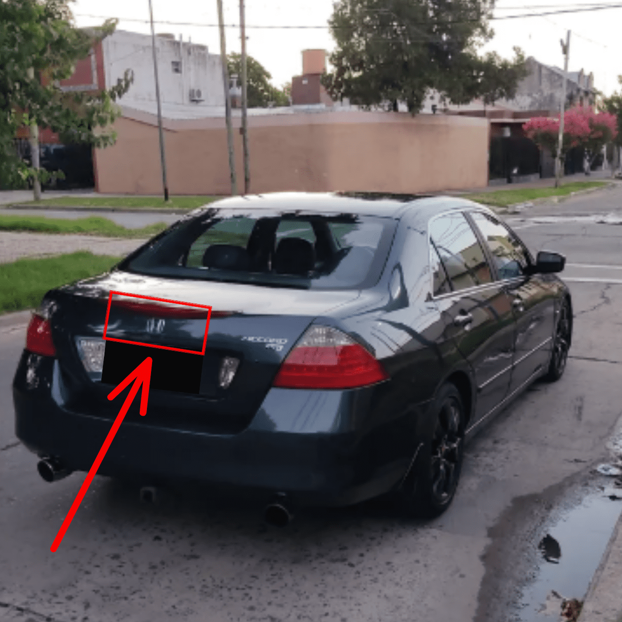 Emblema Trasero Honda Cromado