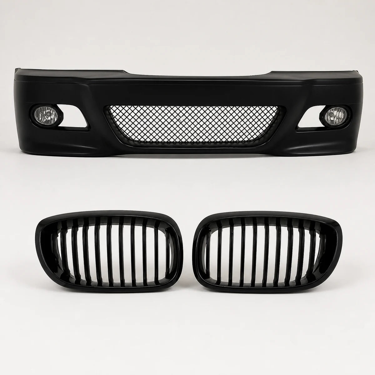 Kit Paragolpe + Parrilla Para Bmw E46 M3 Pre Lci 99-01 Negro. [irp-catalog:kit-bump004-parr027-4dr-gallery-1-c.webp:8547e2798c529db4]