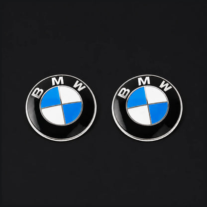 Kit Emblemas BMW Capot y Baúl 82mm OEM Serie 1 3 5 X1. [IRP-CATALOG:KIT-X2-BMW-82MM-OEM-1-O.webp:4ce70d0c72c1d607]