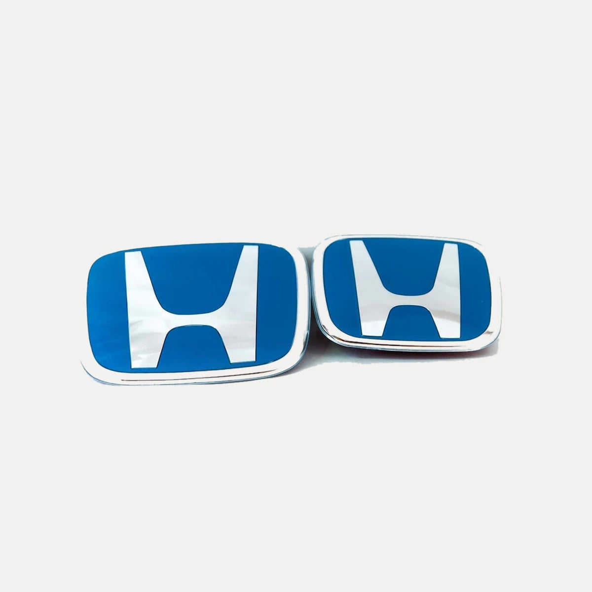 Kit X2 de Emblemas Exteriores para Honda Civic 2006-2016 en Varios Colores. [IRP-CATALOG:KIT-X2-INSI-CIVIC-0611-1216-AZU-1-C.webp:d787c07e4e7fbc40]