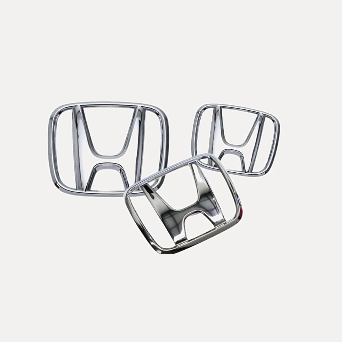 Kit X3 Emblemas Cromados para Varios Modelos Honda. [IRP-CATALOG:KIT-X3-OEM-FIT-17-18-1-C.webp:267bcbc3db4a4ff3]