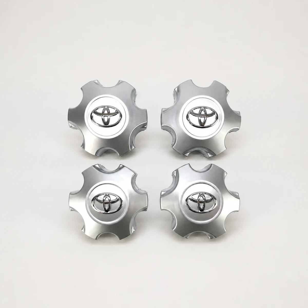 Kit X4 Centro De Llanta Toyota Hilux 2011-2015 135mm. [irp-catalog:kit-x4-whub014-gallery-1-c.webp:8a8671214f8cc685]