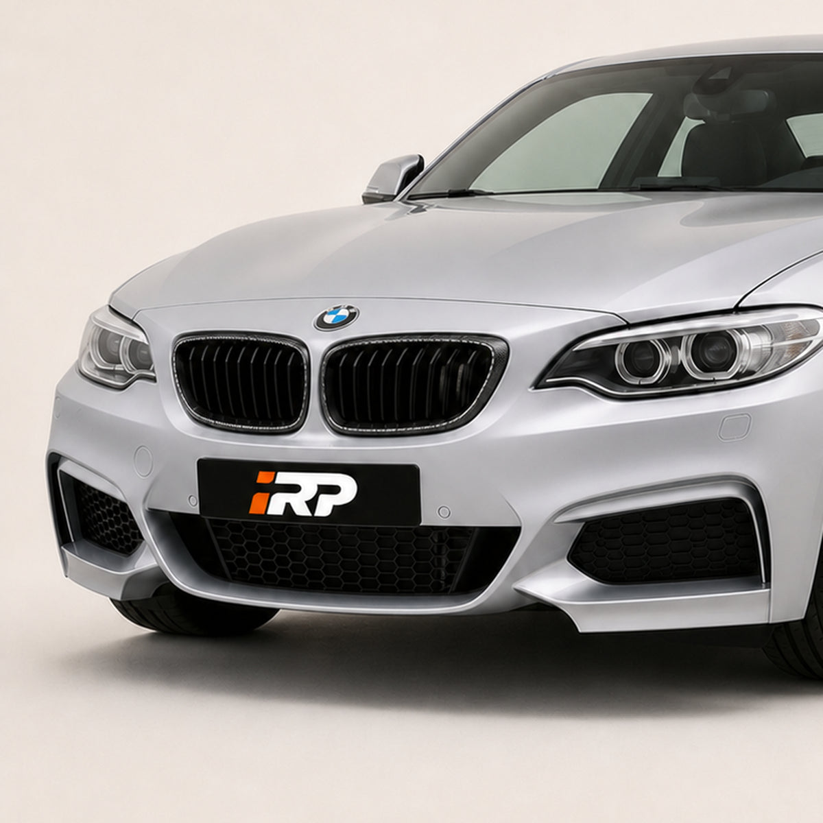 Parrilla para BMW F22 F23 en Fibra de Carbono. [irp-catalog:parr024-1-c.webp:a9be9c1250aeae19]