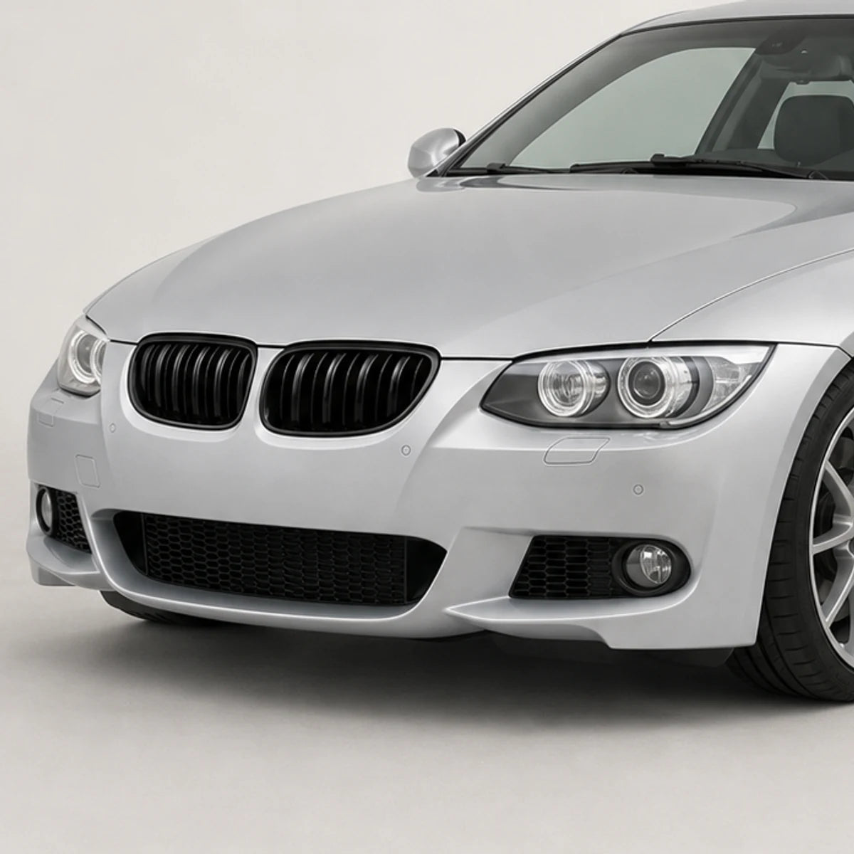 Parrilla Kidneys Riñones Negra Brillante BMW Serie 3 Coupe E92 LCI 09-12 Doble Vira. [IRP-CATALOG:PARR032-LCI-1-C.webp:c9a0693dcbf24f40]