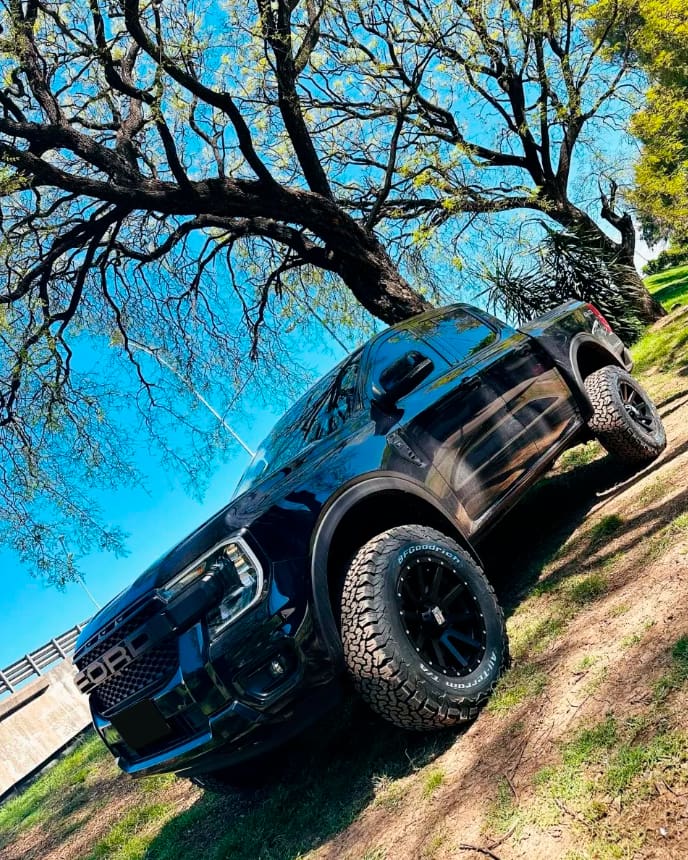 Parrilla Tipo Raptor para Ford Ranger T9 XLT 23-25