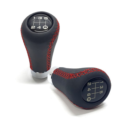 Pomo de Cambios Universal Cuero Costura Roja a Rosca Tuning 5ta/6ta
