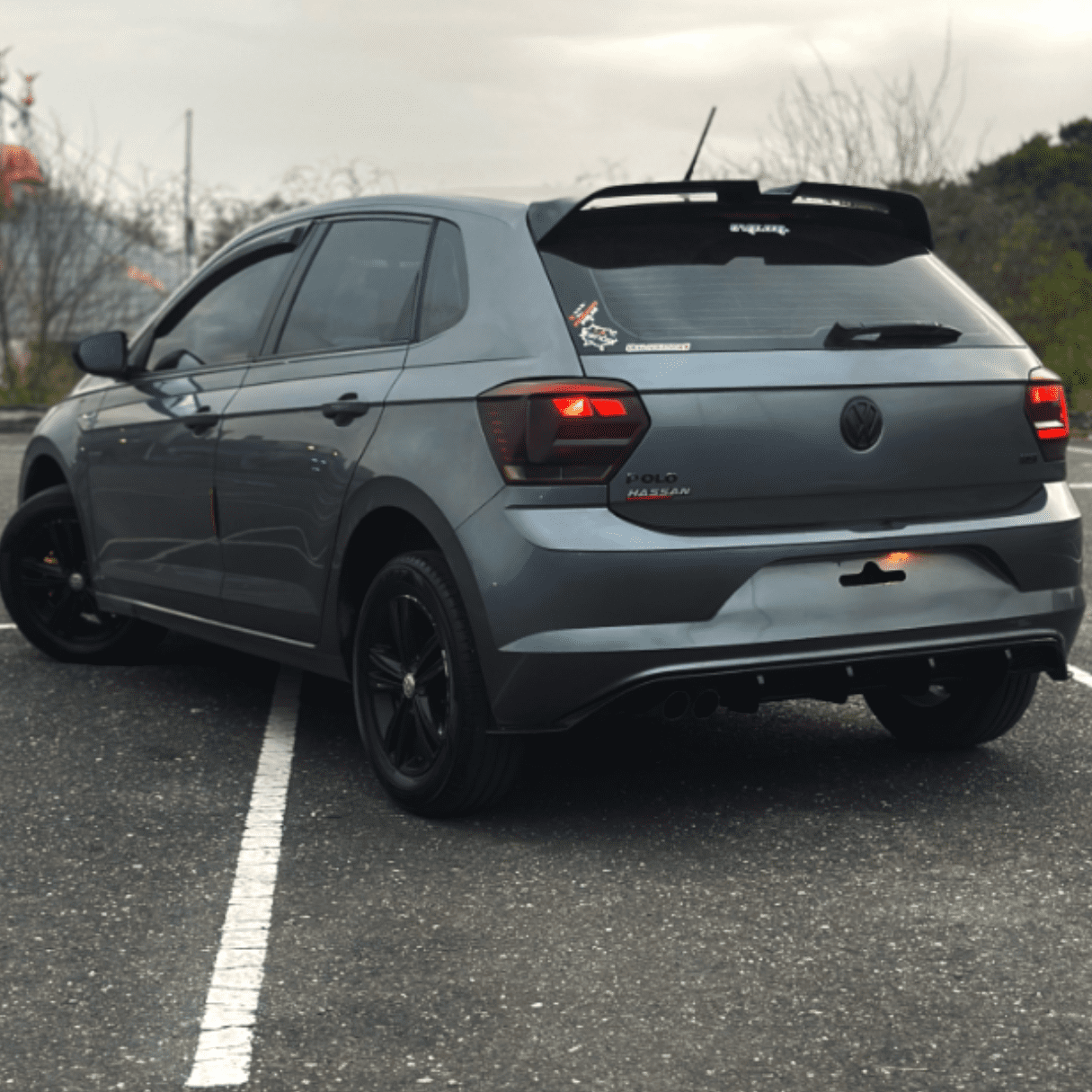 Alerón Volkswagen Polo 18-25 Estilo Oettinger Negro Brillante