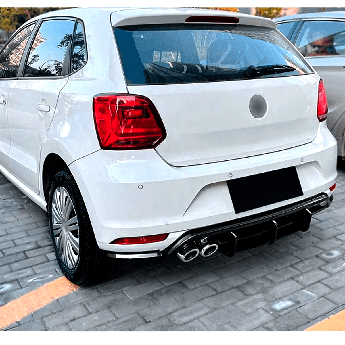 Difusor Trasero para Volkswagen Polo 18-25 estilo GTI Negro Brillante