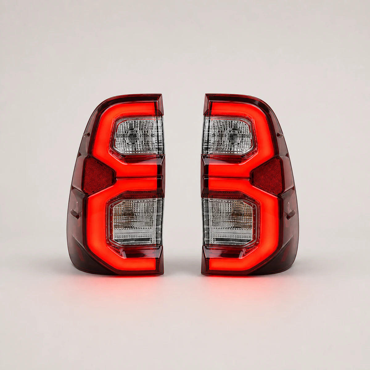 Faros Traseros Para Toyota Hilux 2016 A 2026 Led Gr Ambos Lados Rojo. [IRP-CATALOG:TAIL006-1-C.webp:e51536fd53093d2e]