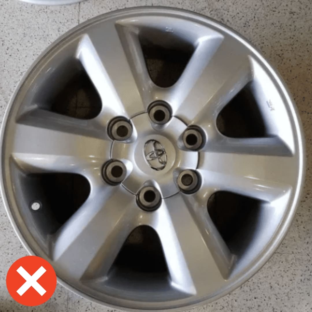 Centro De Llanta Hilux 2012-2017 Srv Linea Nueva