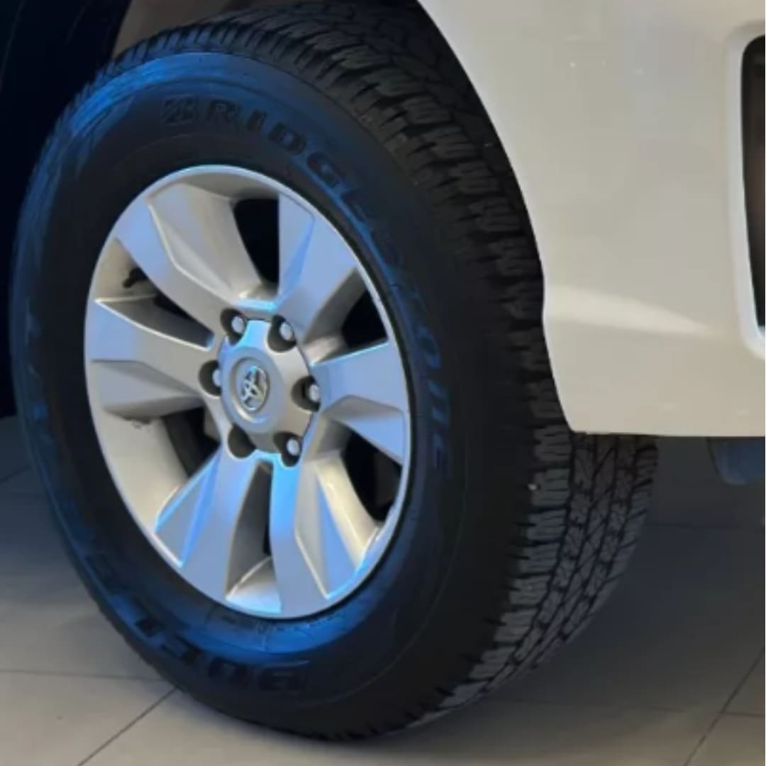 Centro de Llanta de Chapa para Toyota Hilux 08-12